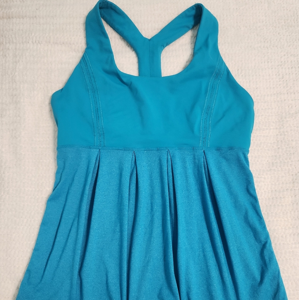lululemon “Power Dance” tank in teal Size 8 Top